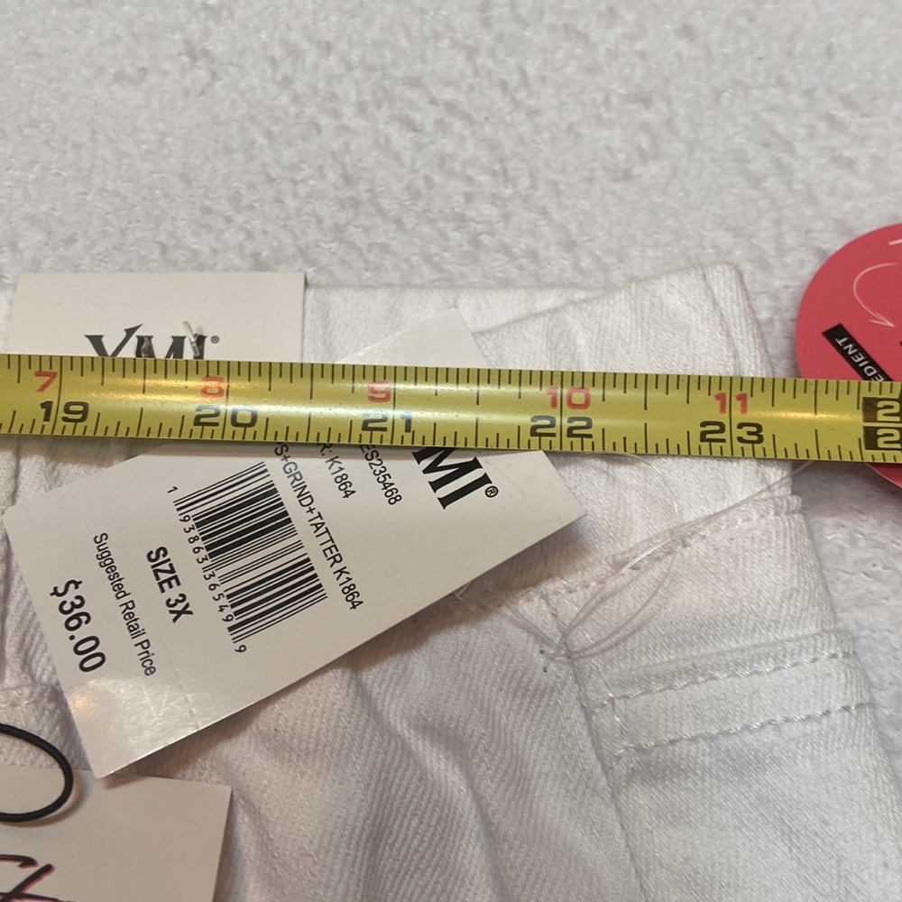 YMI Dream Collection Size 3X Easy Fit White Shorts NWT - Picture 3 of 10